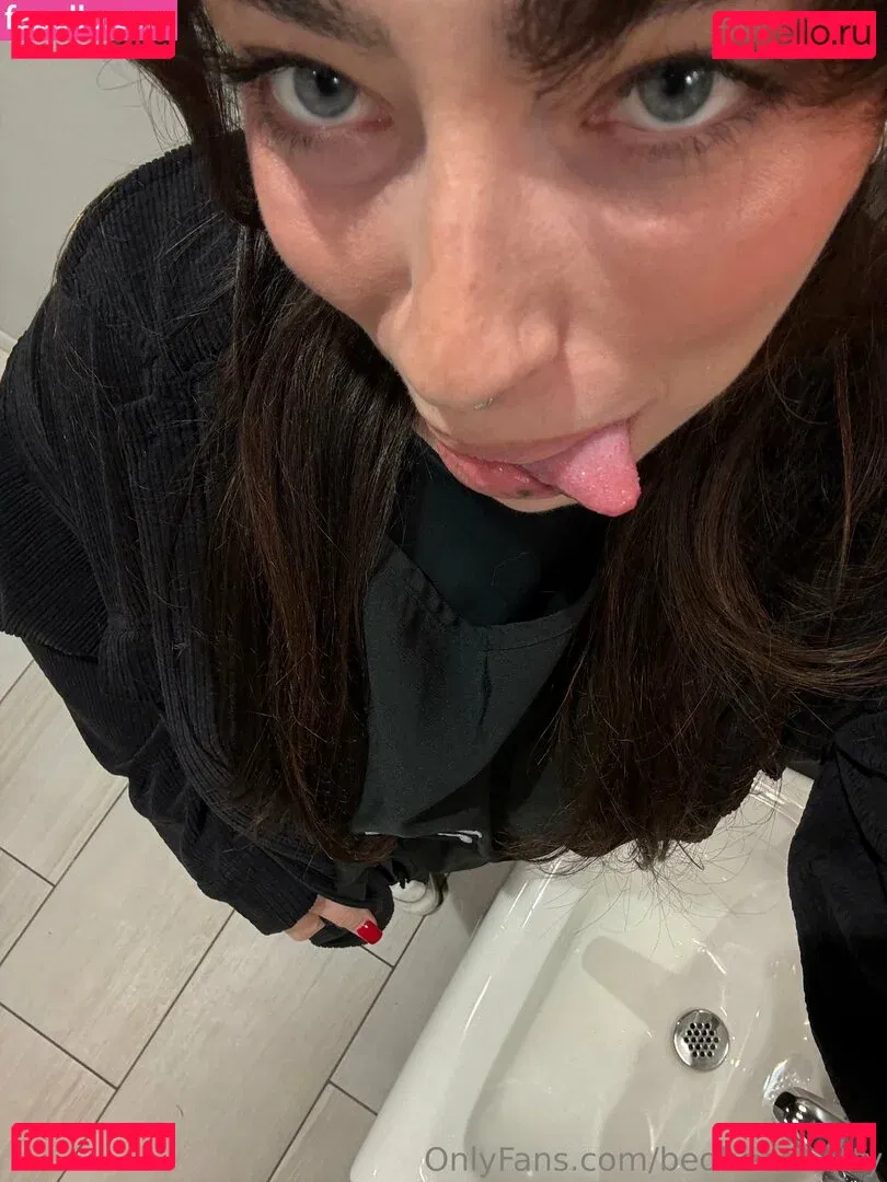 bedheadbetty Onlyfans Photo Gallery 