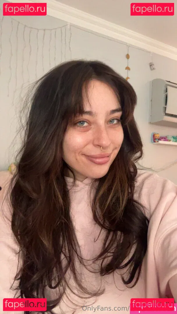 bedheadbetty Onlyfans Photo Gallery 