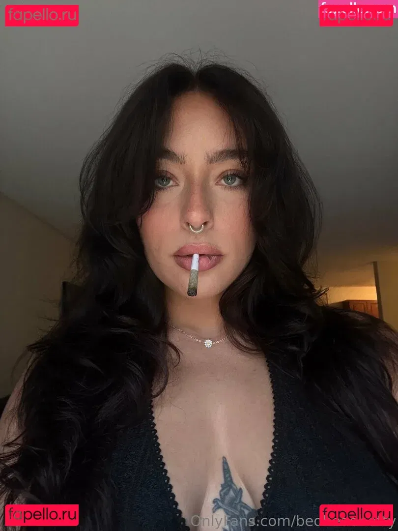 bedheadbetty Onlyfans Photo Gallery 