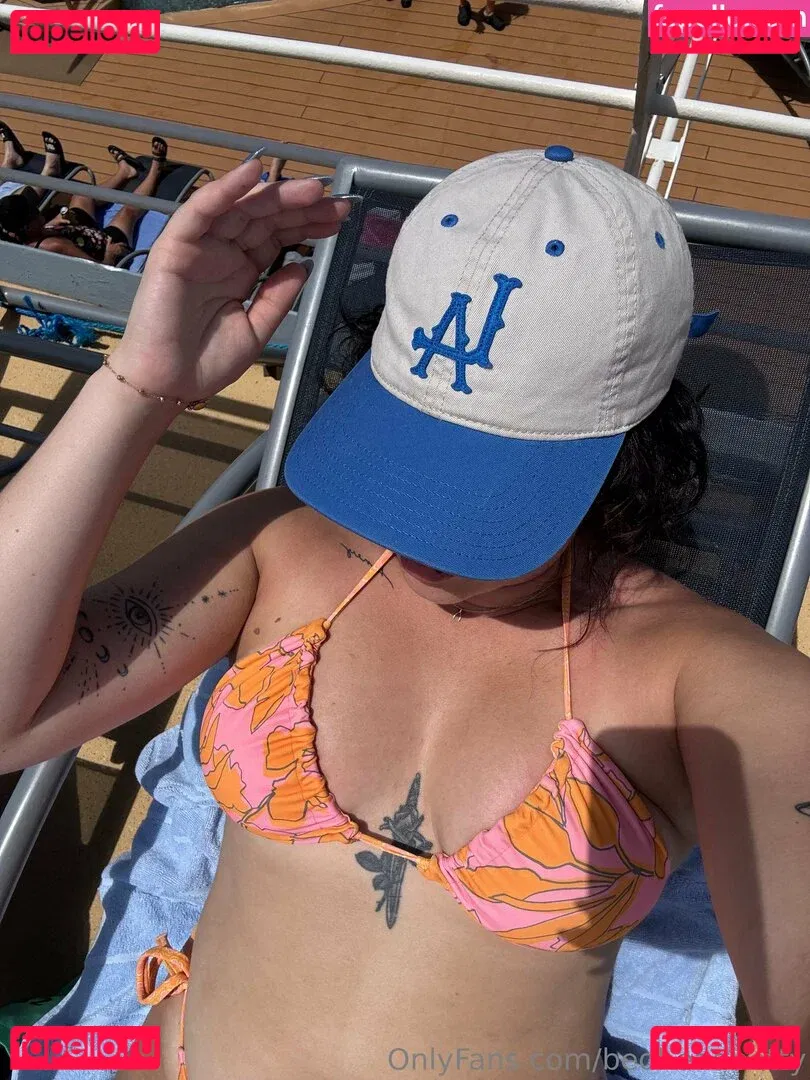 bedheadbetty Onlyfans Photo Gallery 