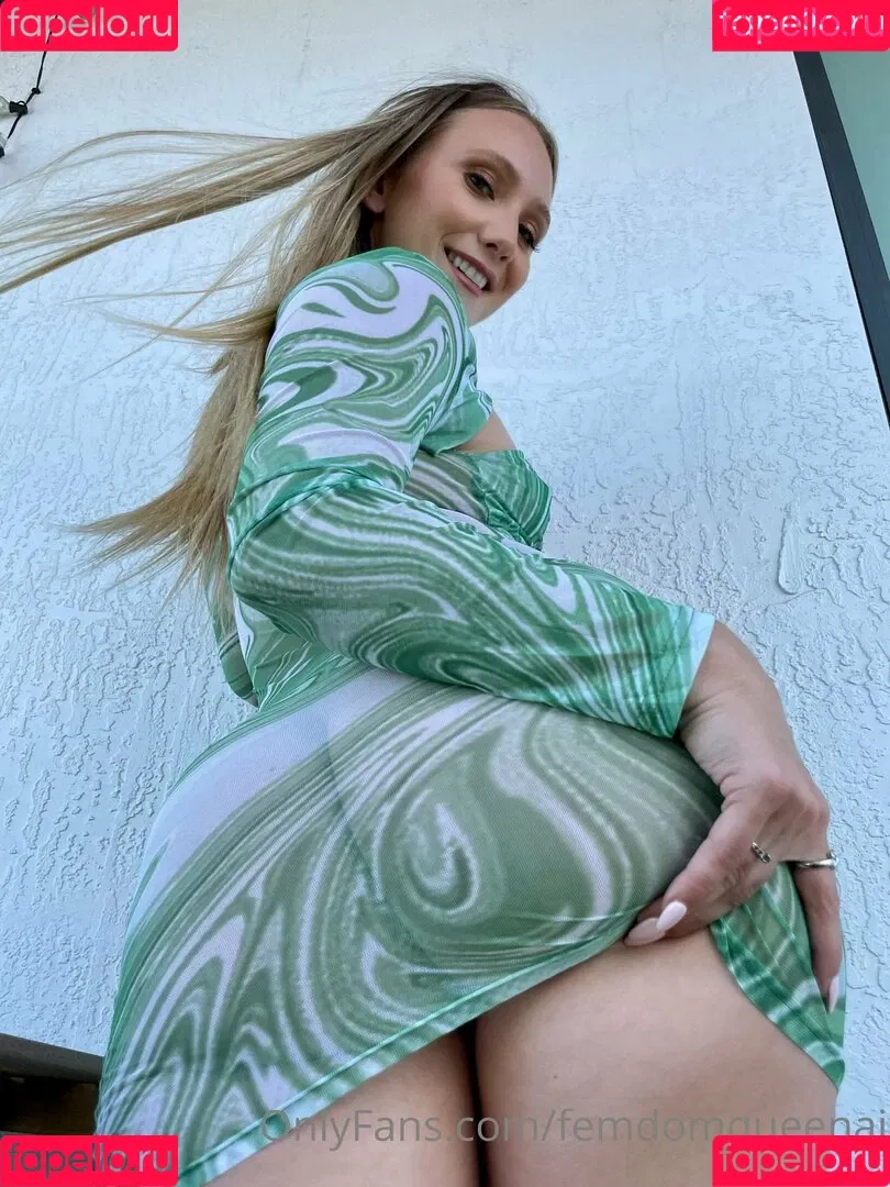 femdomqueenaj Onlyfans Photo Gallery 