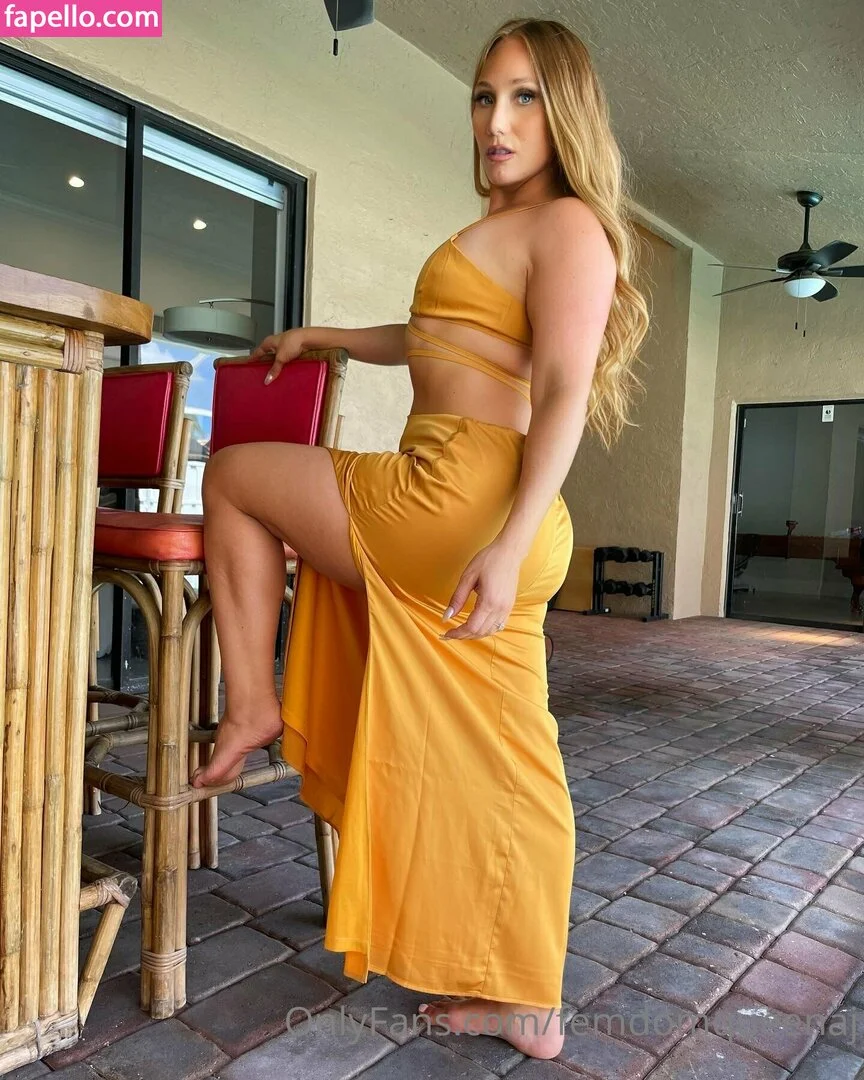 femdomqueenaj Onlyfans Photo Gallery 