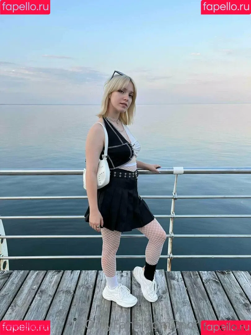 mori_midori Onlyfans Photo Gallery 