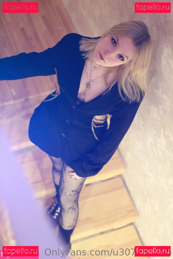 mori_midori Onlyfans Photo Gallery 