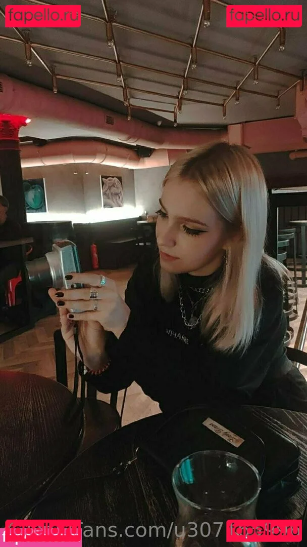 mori_midori Onlyfans Photo Gallery 