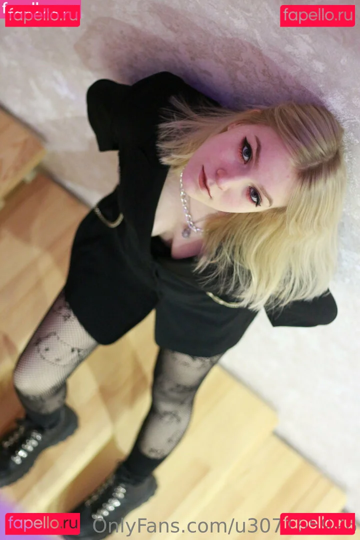 mori_midori Onlyfans Photo Gallery 