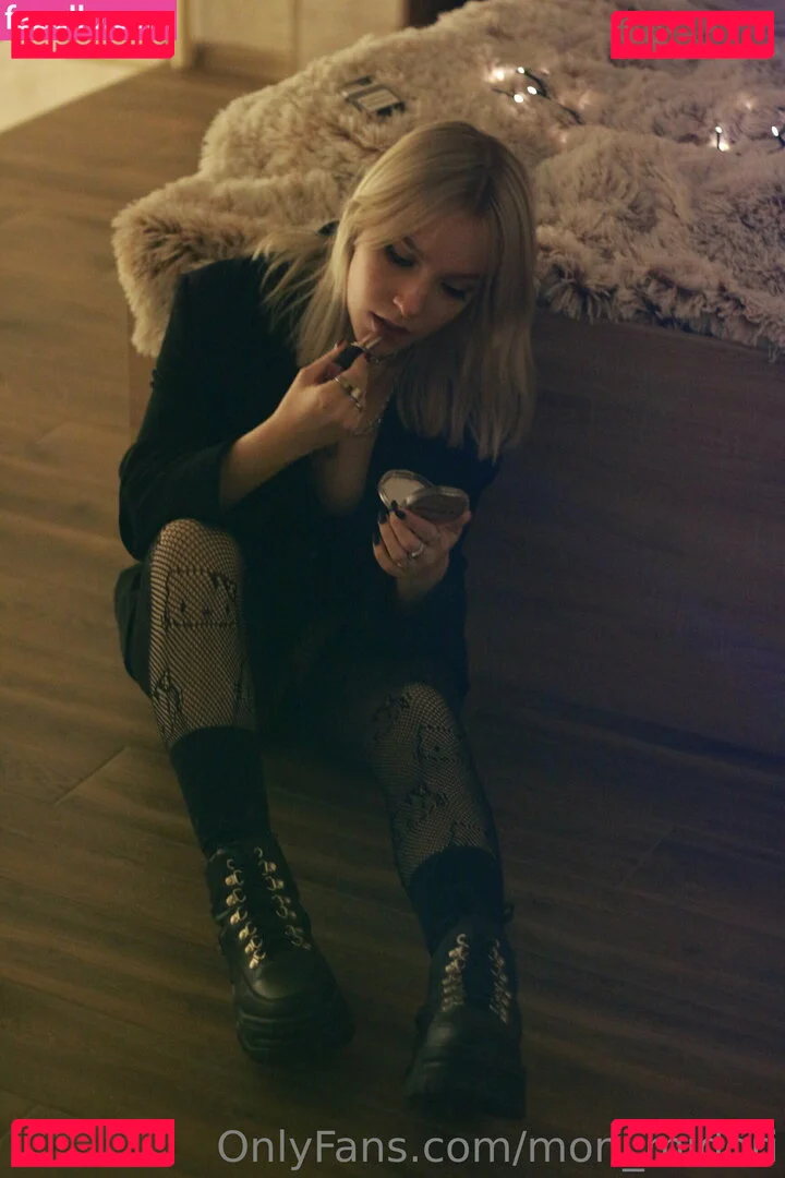 mori_midori Onlyfans Photo Gallery 