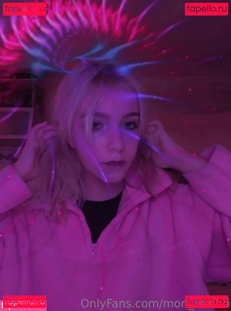 mori_midori Onlyfans Photo Gallery 