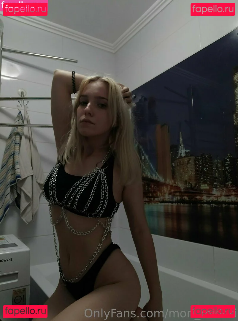 mori_midori Onlyfans Photo Gallery 