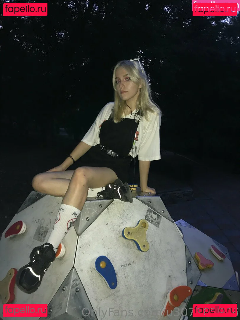 mori_midori Onlyfans Photo Gallery 