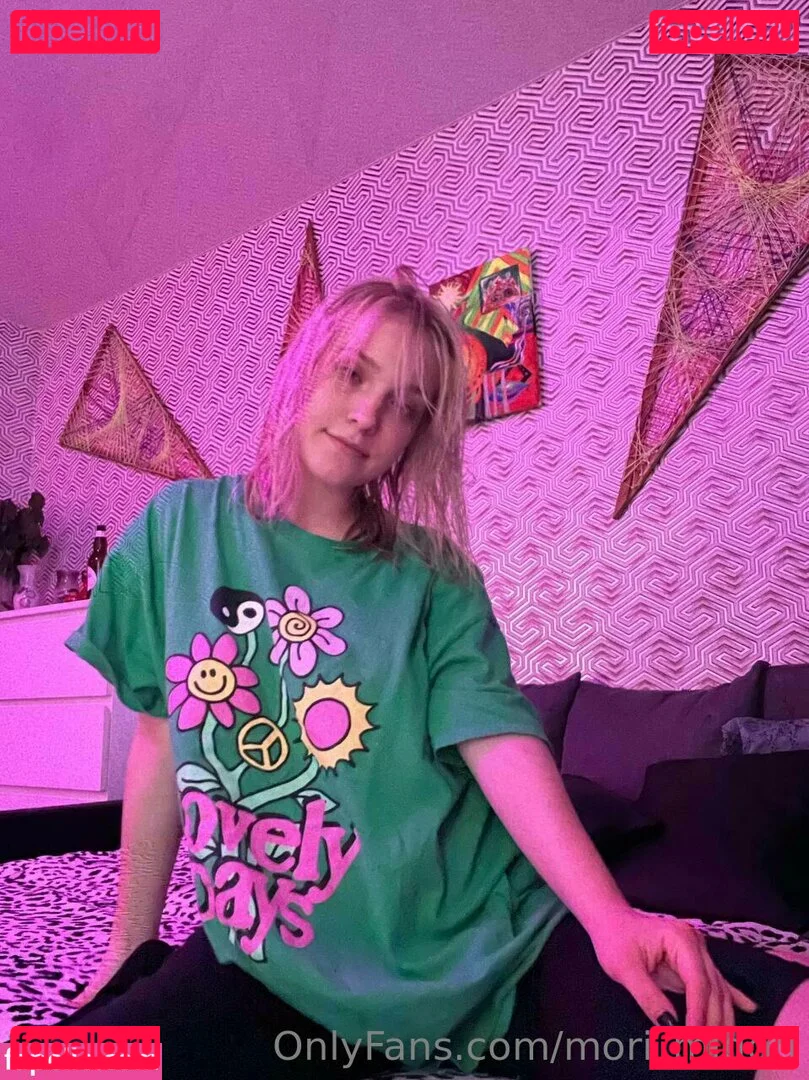 mori_midori Onlyfans Photo Gallery 