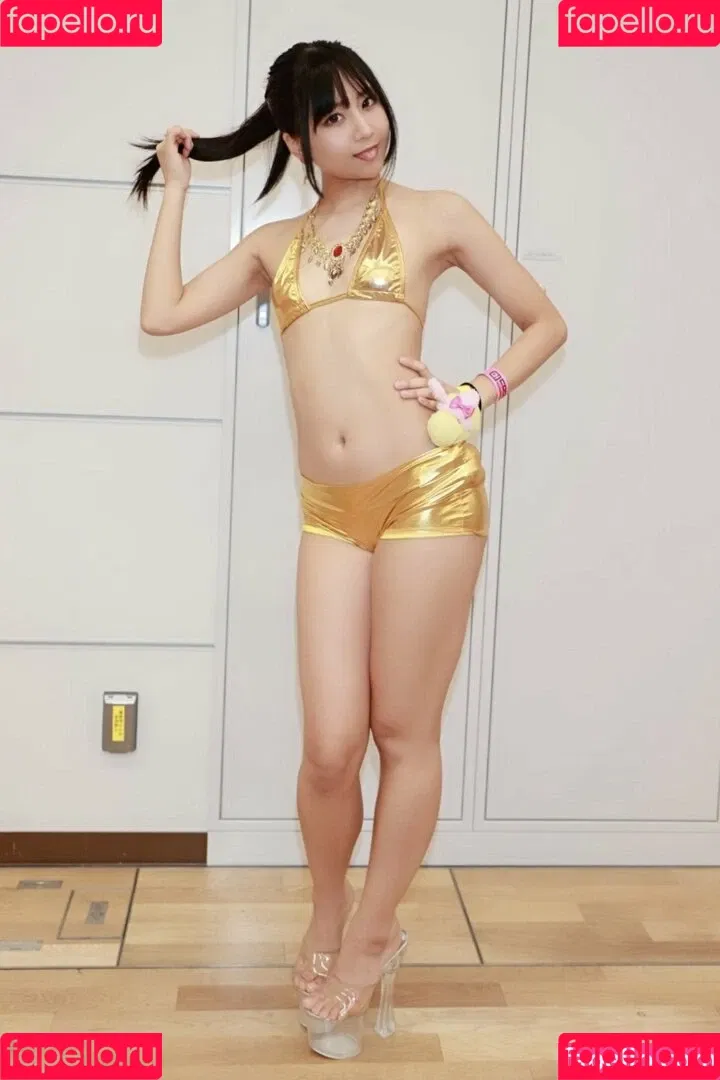 Yanagimaru Onlyfans Photo Gallery 