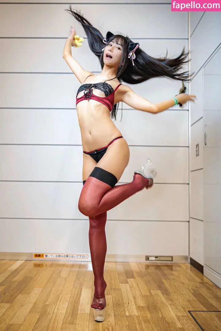 Yanagimaru Onlyfans Photo Gallery 