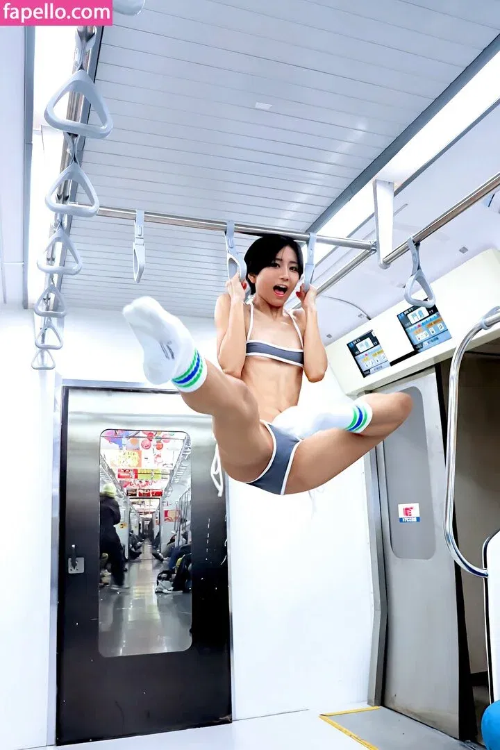 Yanagimaru Onlyfans Photo Gallery 