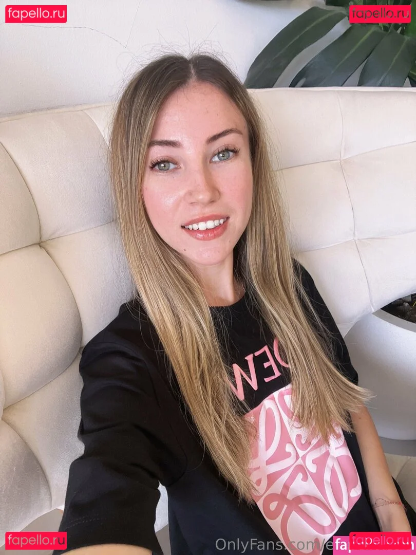 Elina_re_vip Onlyfans Photo Gallery 