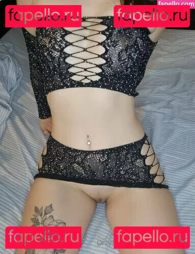 kira_naughty Onlyfans Photo Gallery 