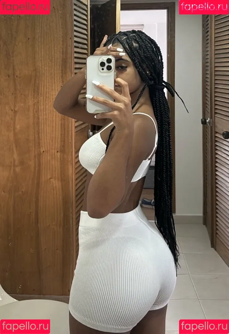 Juliethoflreal Onlyfans Photo Gallery 