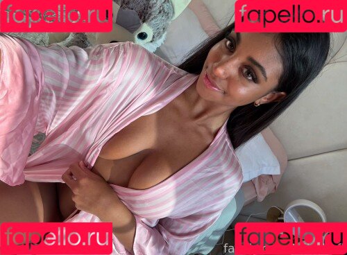 Juliethoflreal Onlyfans Photo Gallery 