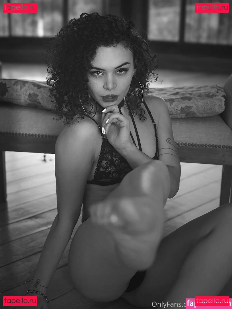 mambito69 Onlyfans Photo Gallery 