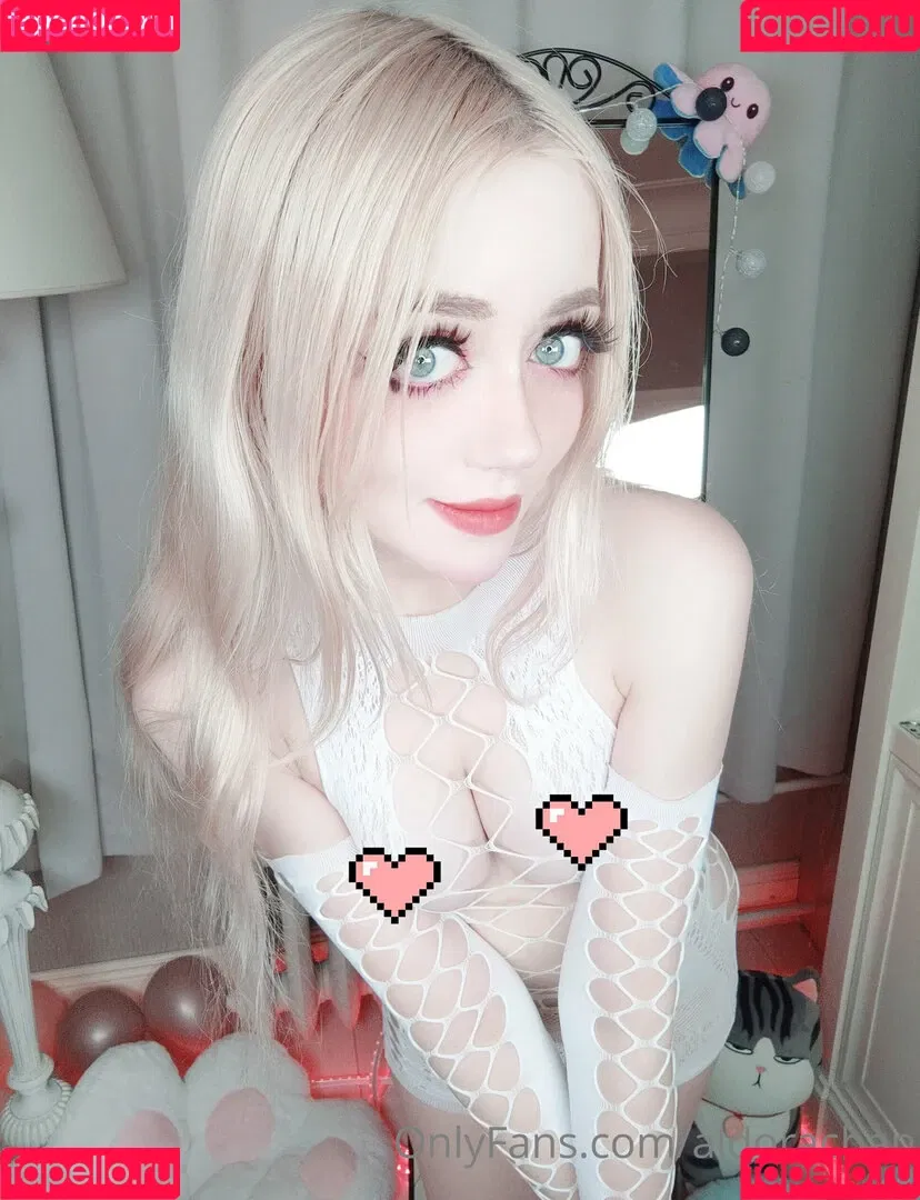 aldorachan Onlyfans Photo Gallery 