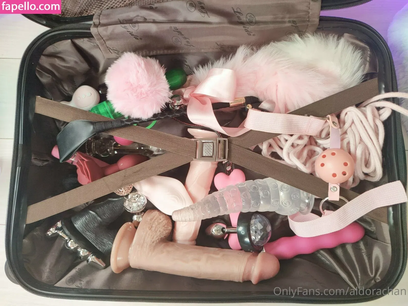 aldorachan Onlyfans Photo Gallery 