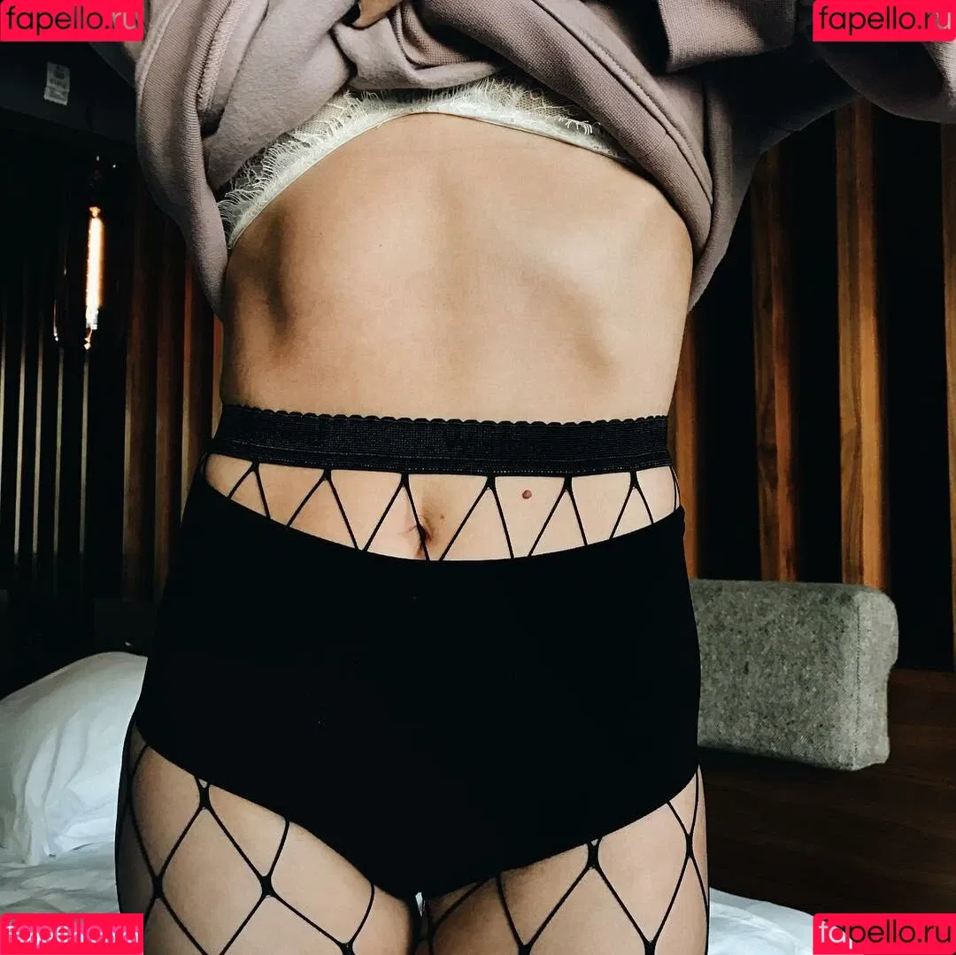 Ashley Tisdale Onlyfans Photo Gallery 