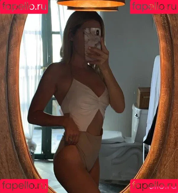 Ashley Tisdale Onlyfans Photo Gallery 
