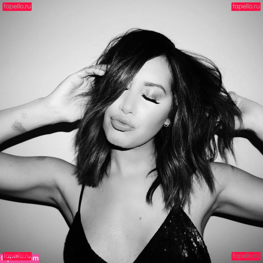 Ashley Tisdale Onlyfans Photo Gallery 