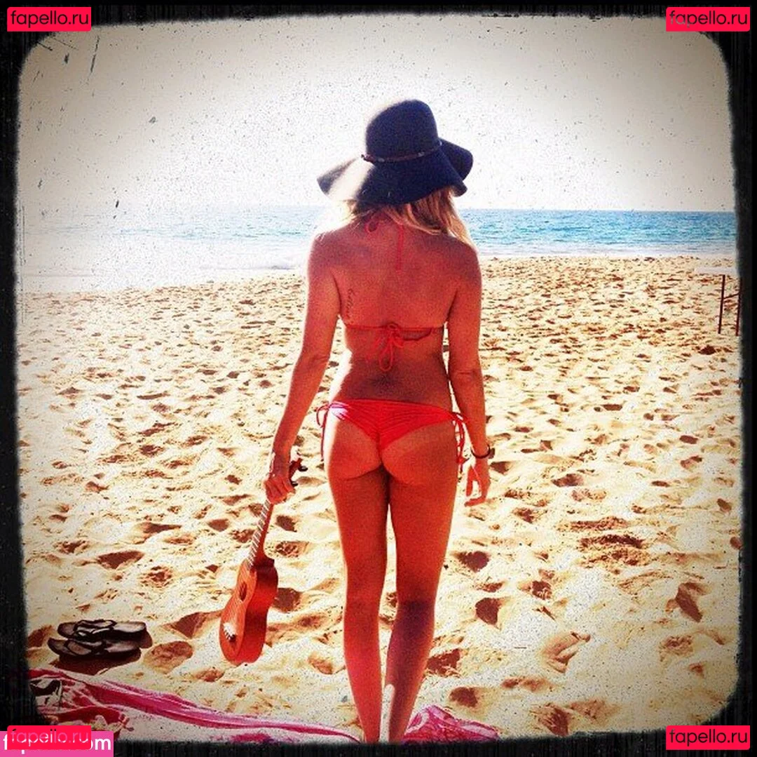 Ashley Tisdale Onlyfans Photo Gallery 