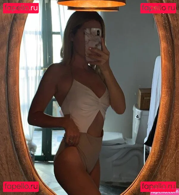 Ashley Tisdale Onlyfans Photo Gallery 