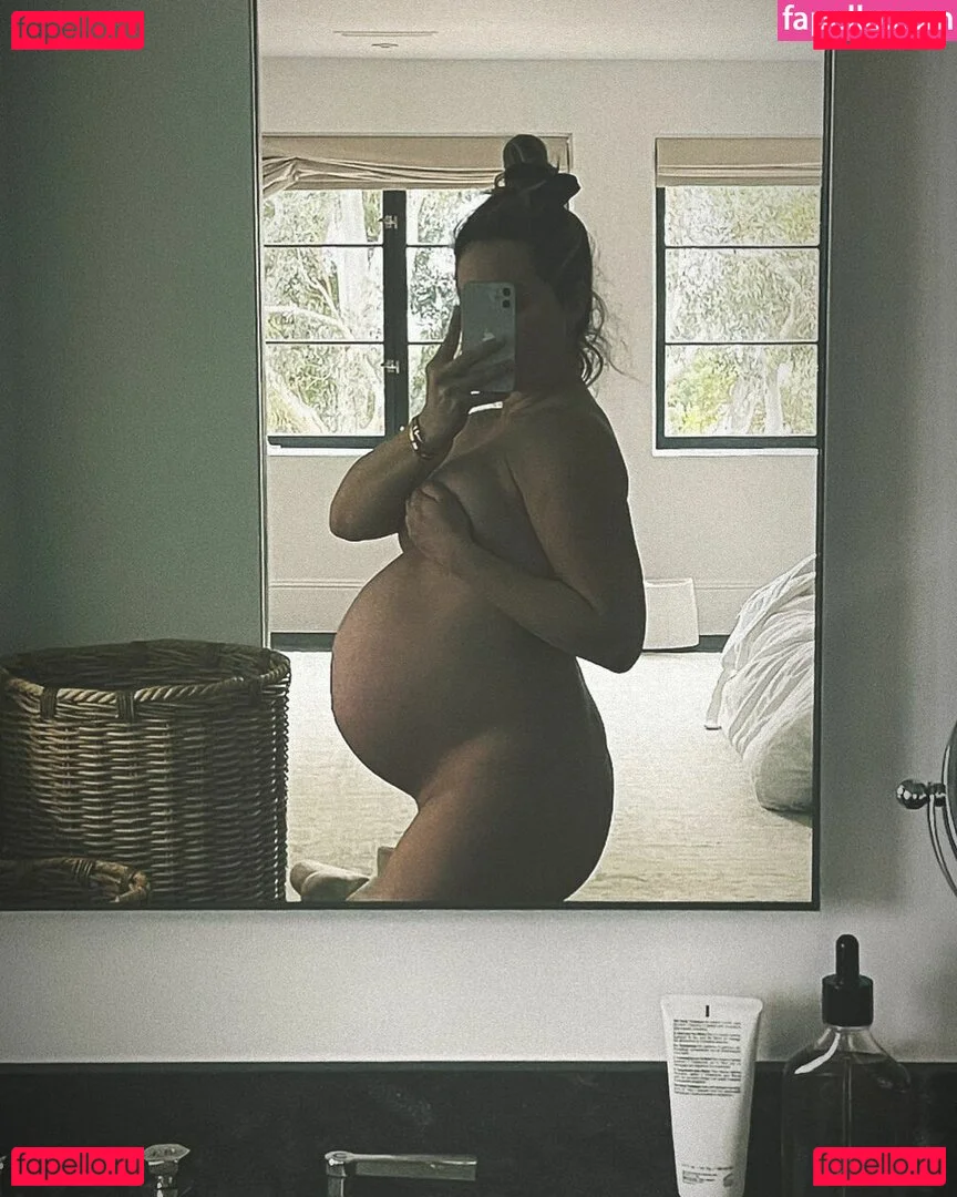 Ashley Tisdale Onlyfans Photo Gallery 