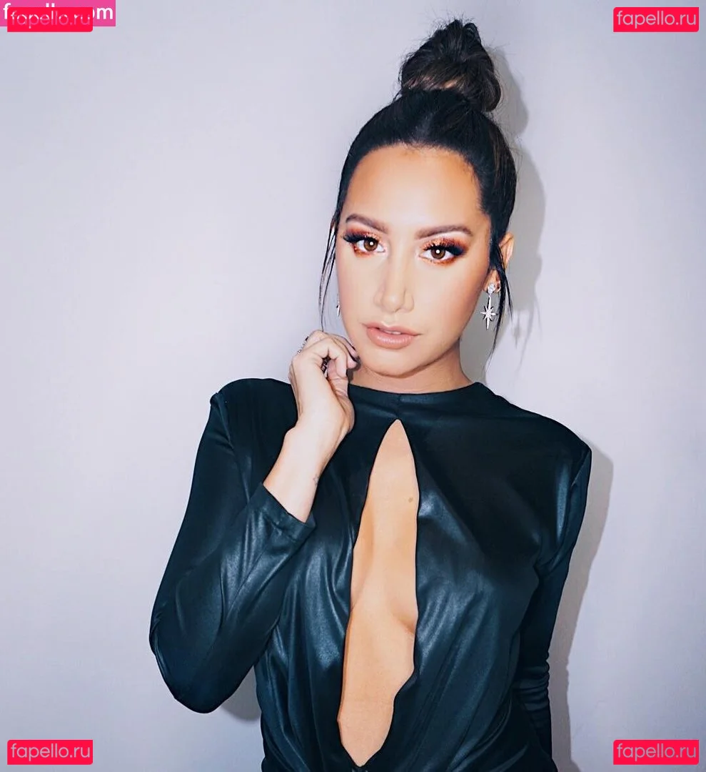 Ashley Tisdale Onlyfans Photo Gallery 