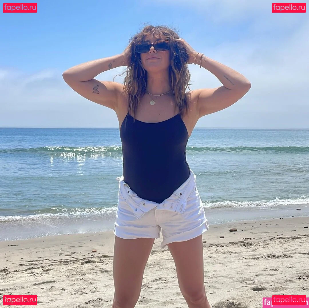 Ashley Tisdale Onlyfans Photo Gallery 