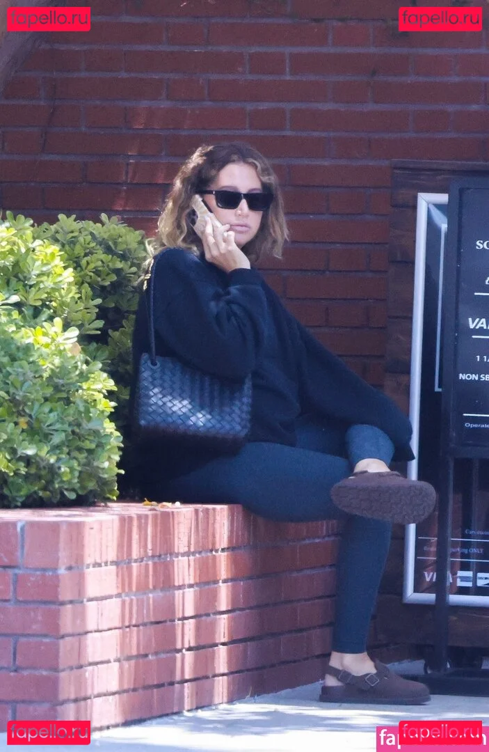 Ashley Tisdale Onlyfans Photo Gallery 