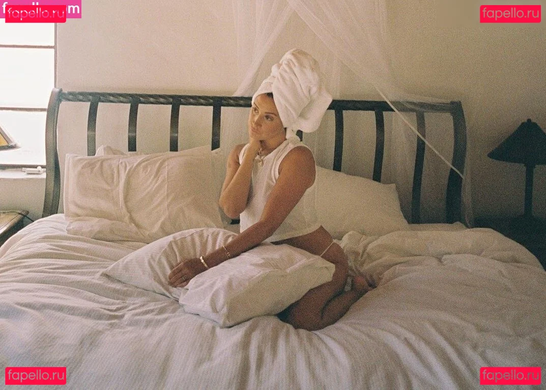 Ashley Tisdale Onlyfans Photo Gallery 