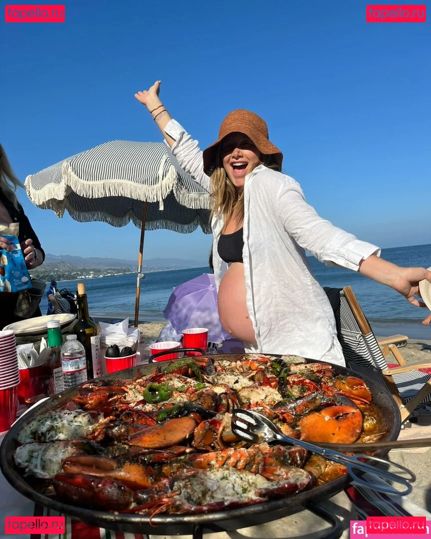 Ashley Tisdale Onlyfans Photo Gallery 