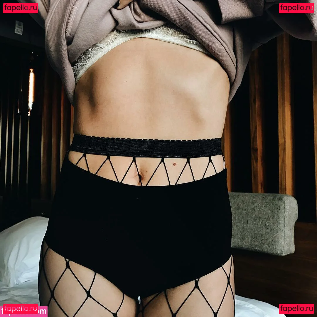 Ashley Tisdale Onlyfans Photo Gallery 