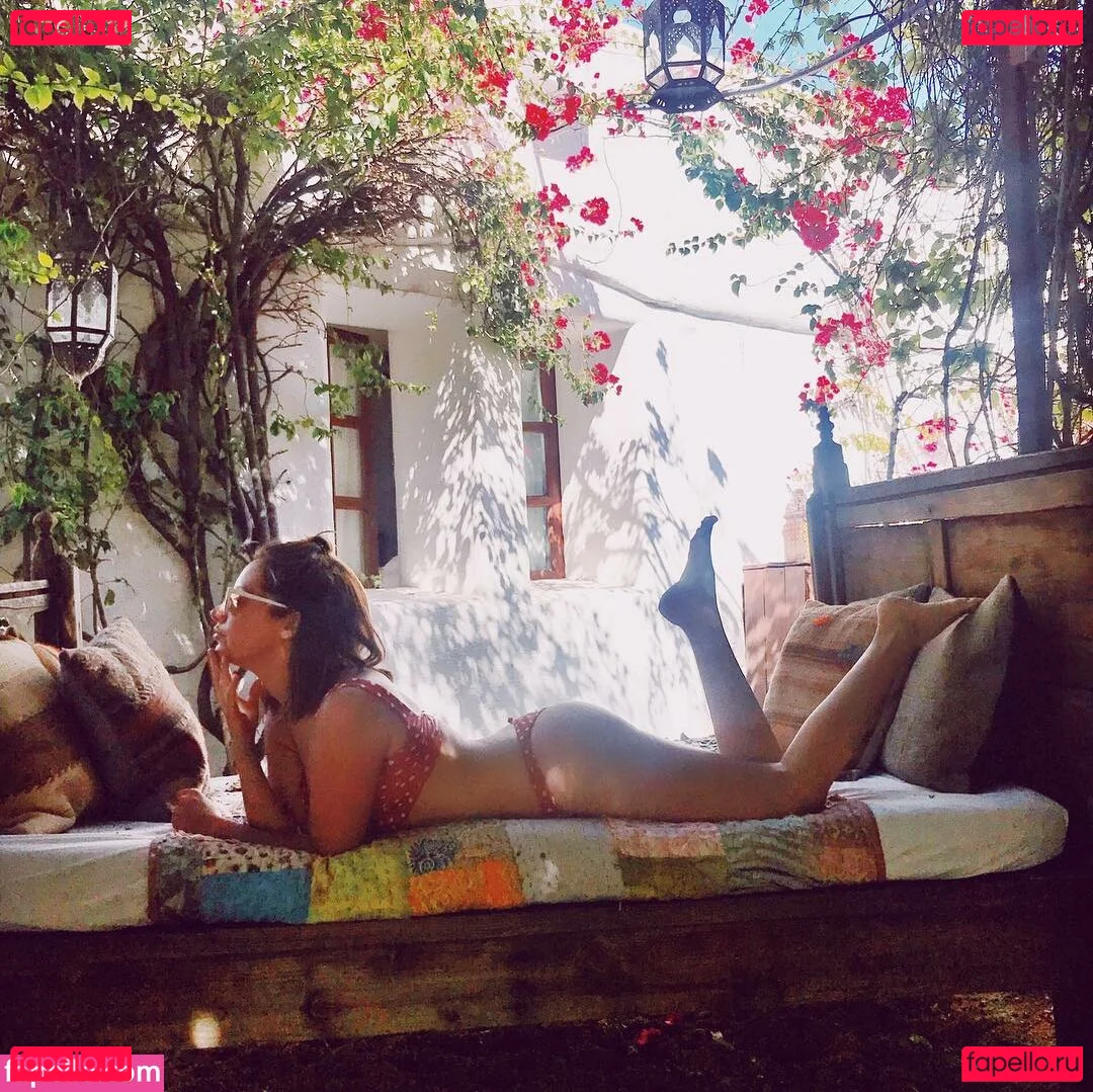 Ashley Tisdale Onlyfans Photo Gallery 