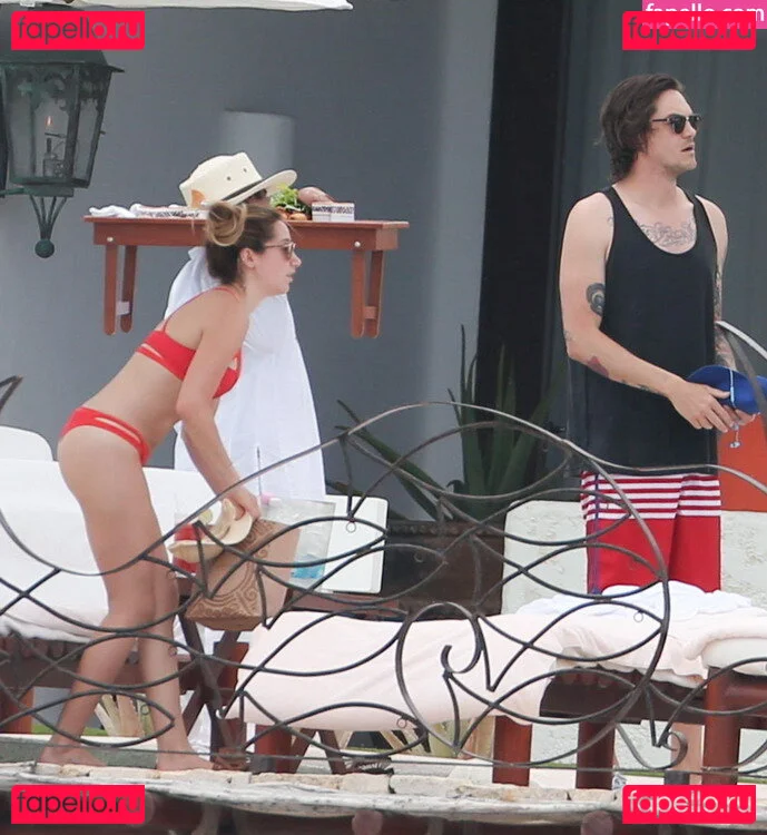 Ashley Tisdale Onlyfans Photo Gallery 