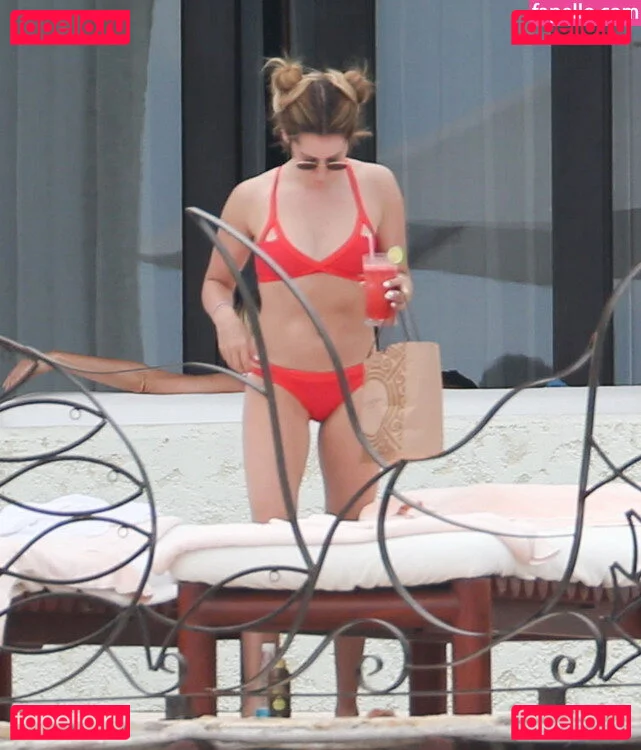 Ashley Tisdale Onlyfans Photo Gallery 