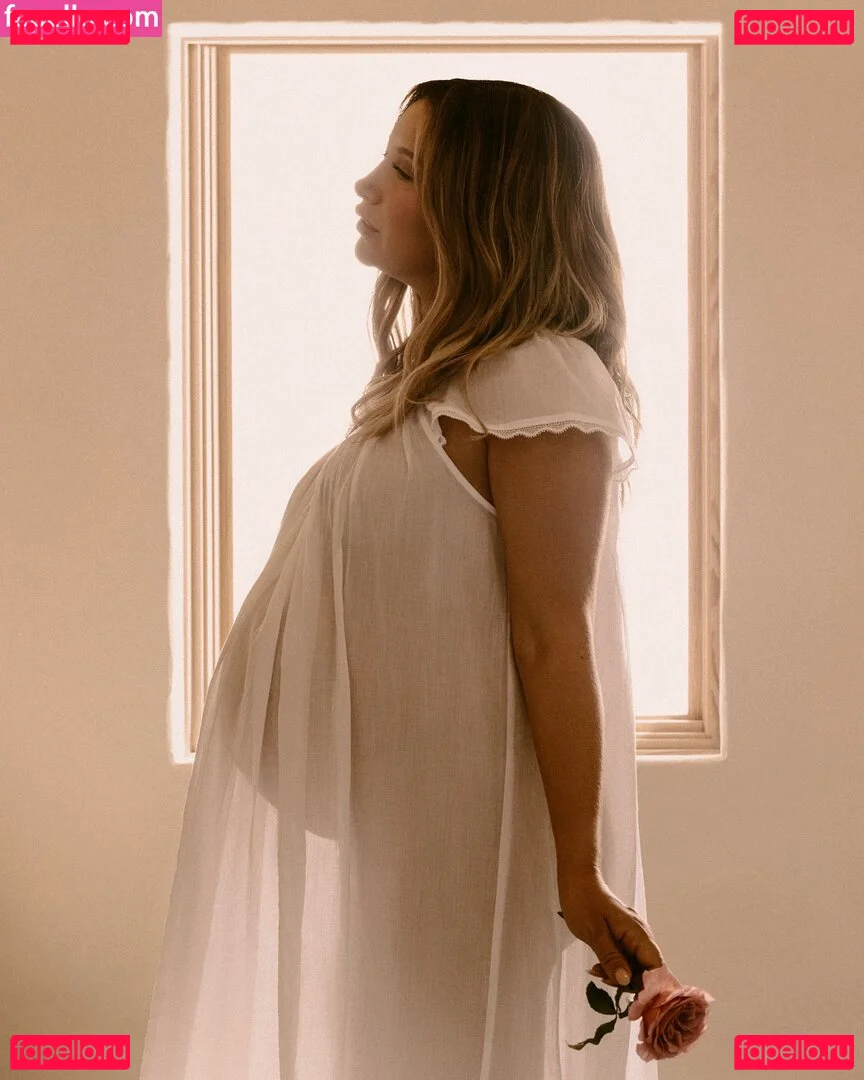 Ashley Tisdale Onlyfans Photo Gallery 