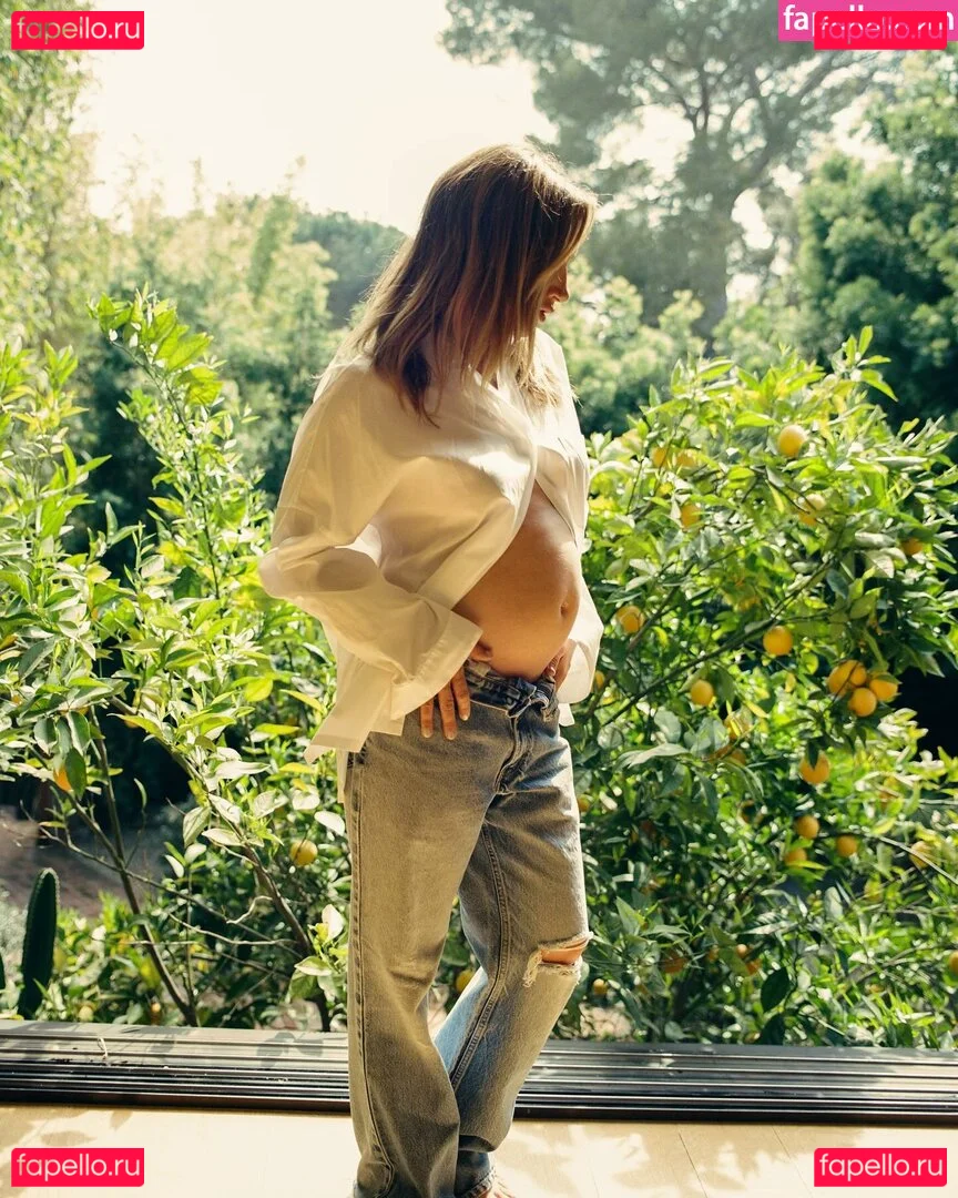 Ashley Tisdale Onlyfans Photo Gallery 