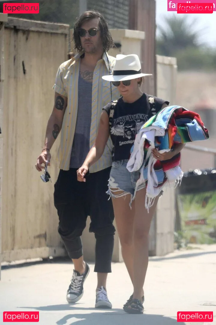 Ashley Tisdale Onlyfans Photo Gallery 