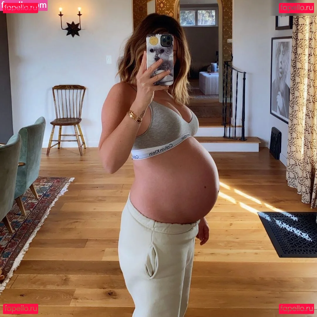 Ashley Tisdale Onlyfans Photo Gallery 