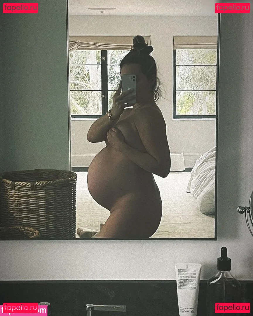 Ashley Tisdale Onlyfans Photo Gallery 