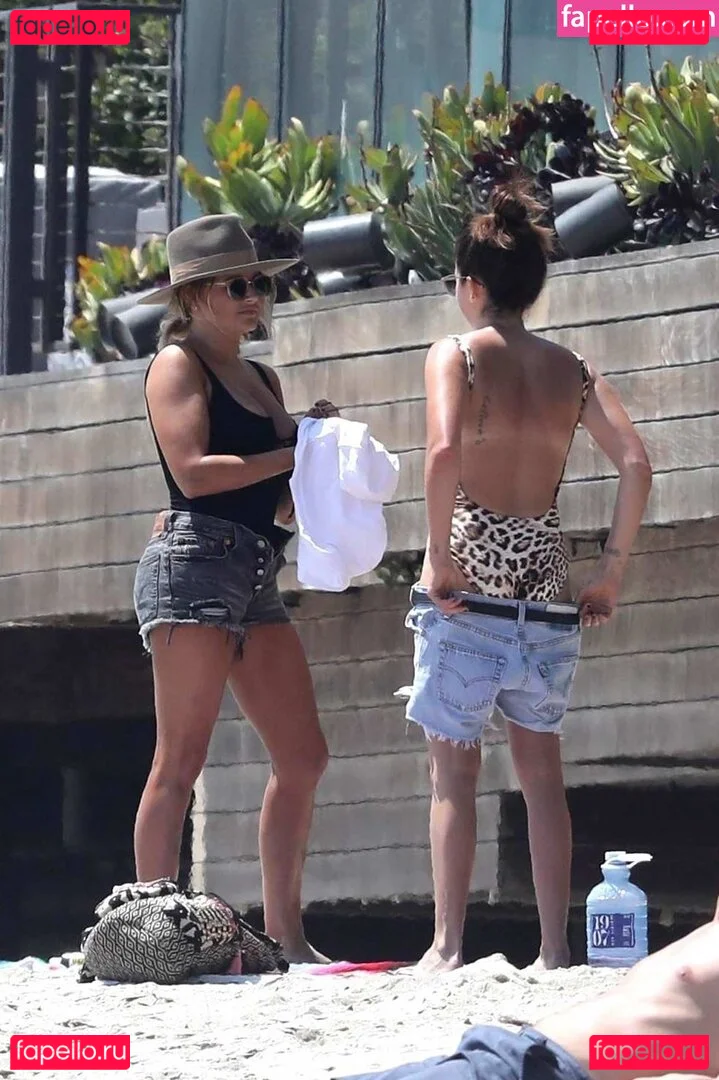 Ashley Tisdale Onlyfans Photo Gallery 