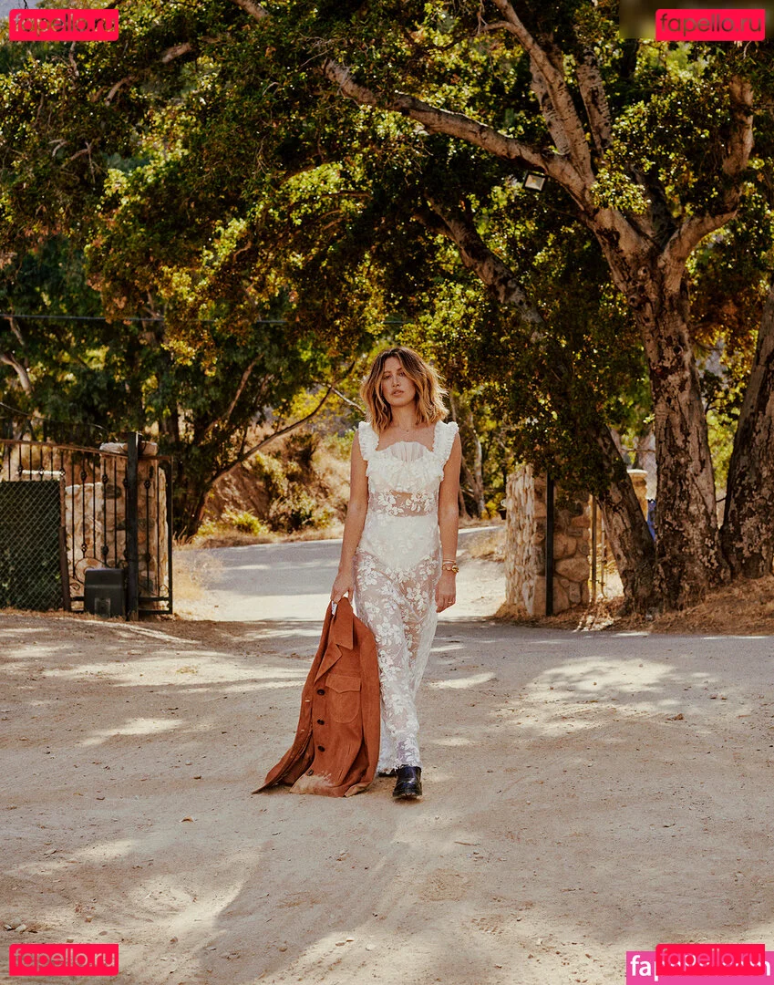 Ashley Tisdale Onlyfans Photo Gallery 