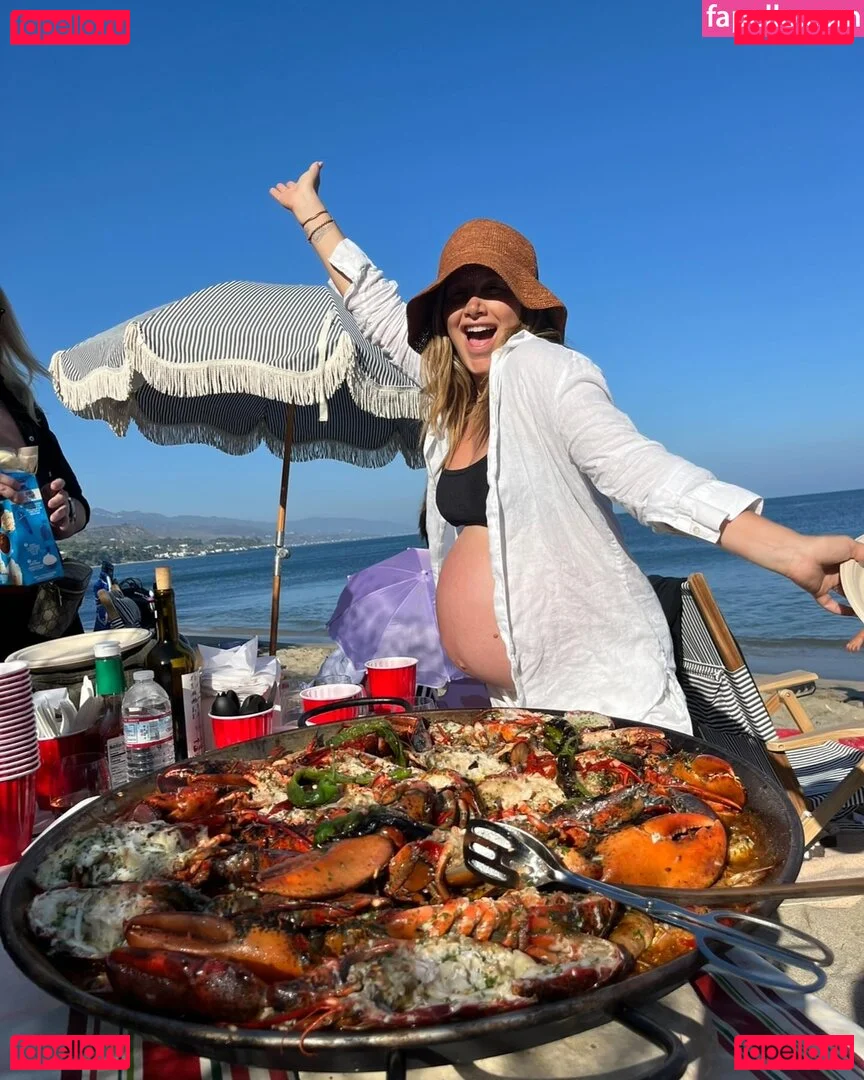 Ashley Tisdale Onlyfans Photo Gallery 