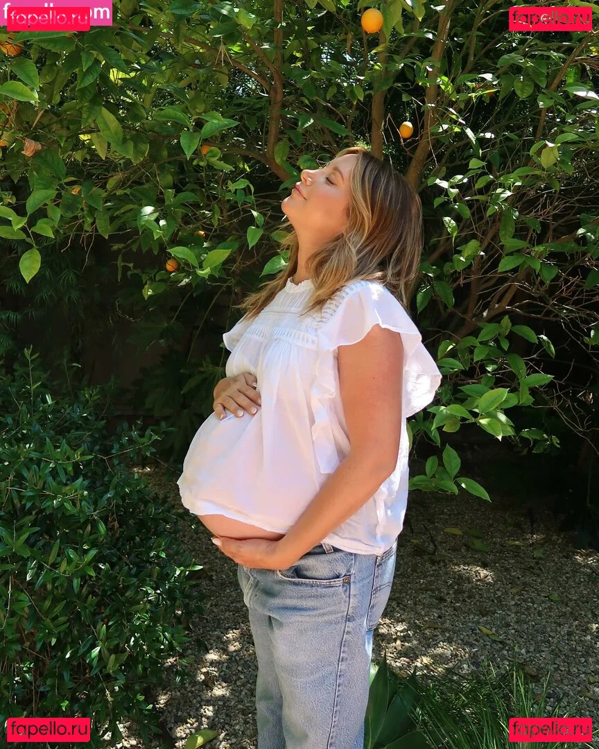 Ashley Tisdale Onlyfans Photo Gallery 