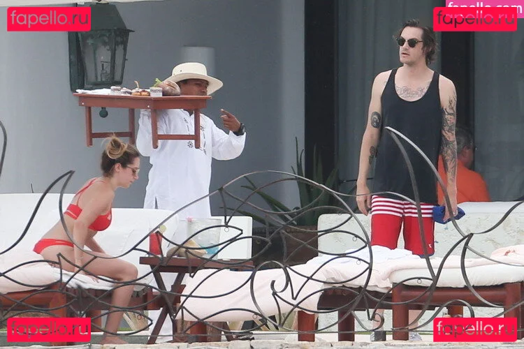 Ashley Tisdale Onlyfans Photo Gallery 